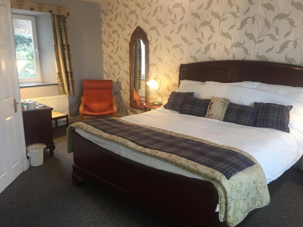 Hotel The Auld Cairn Cairnryan Esterno foto