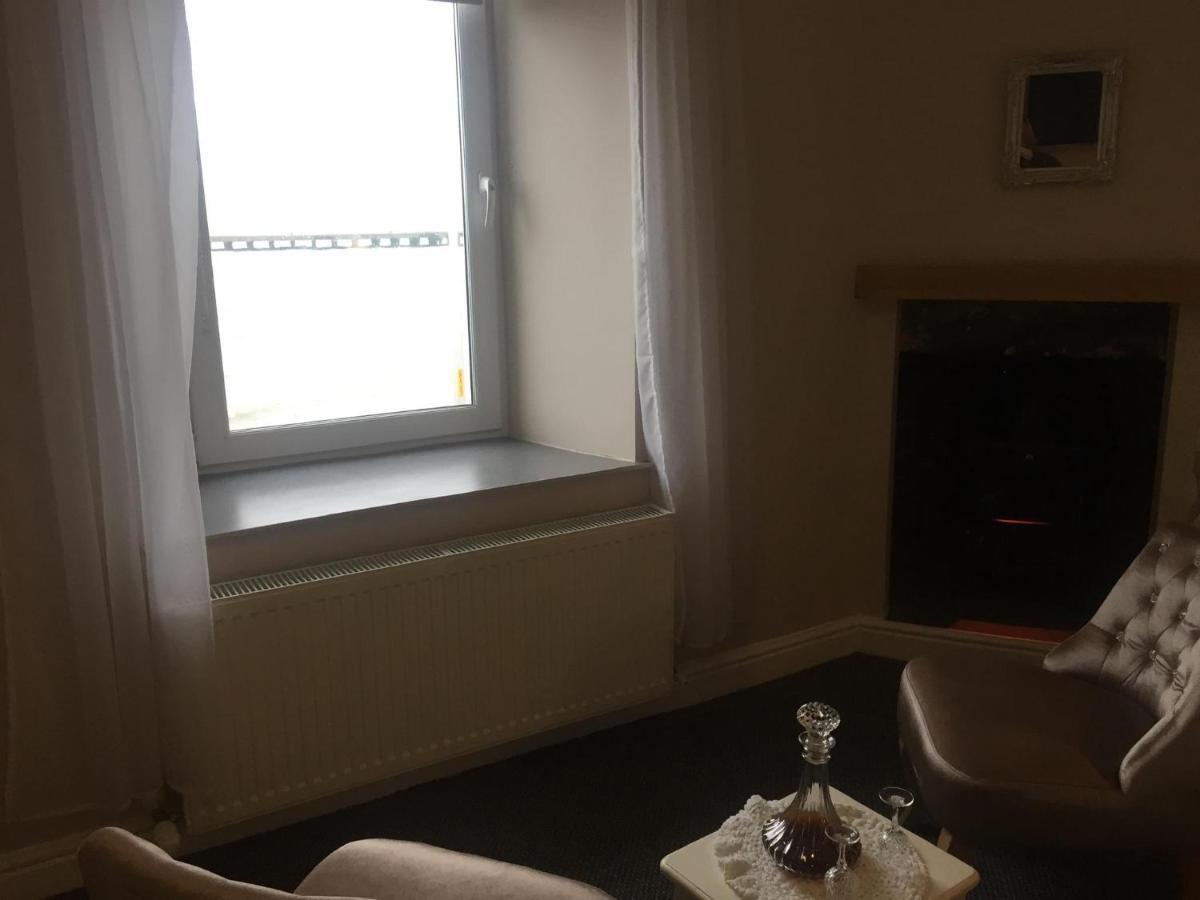 Hotel The Auld Cairn Cairnryan Esterno foto