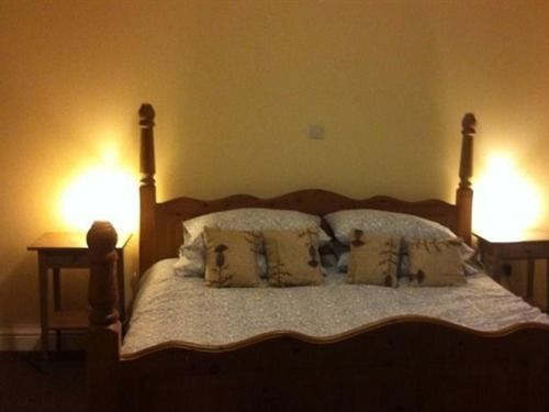 Hotel The Auld Cairn Cairnryan Esterno foto