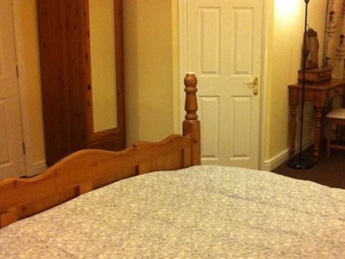 Hotel The Auld Cairn Cairnryan Esterno foto